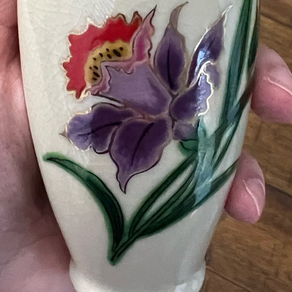 Vintage Homco Floral Porcelain Mini Vase - Picture 5 of 7